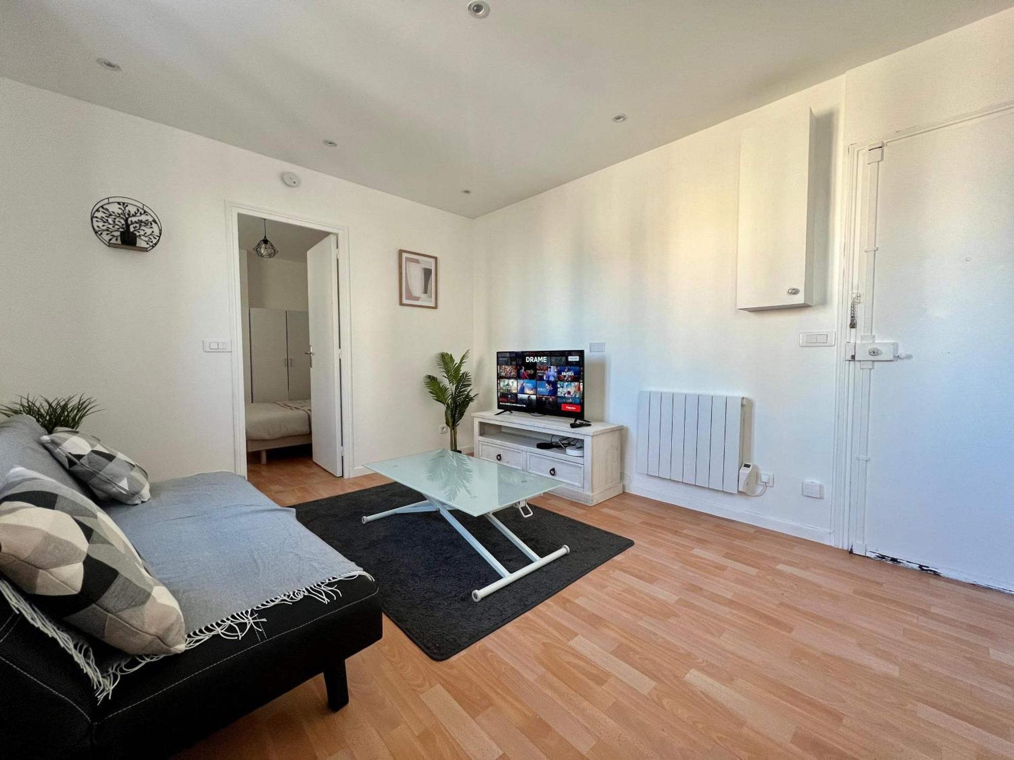 Apartment Rue De La Paix 3 Personnes - 10'min Paris